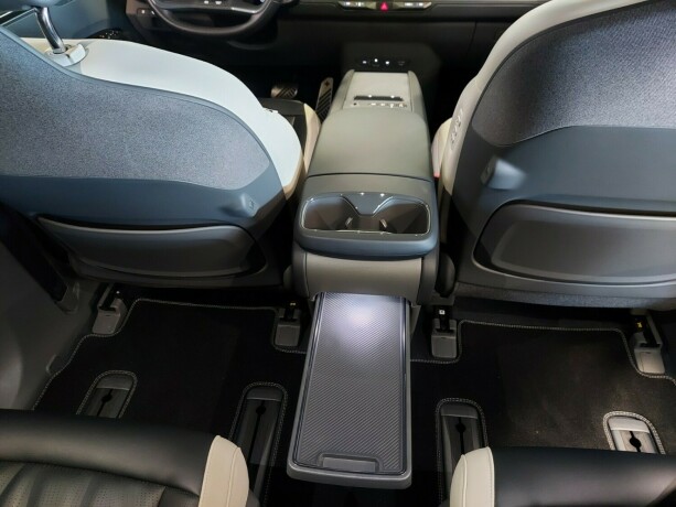 kia-ev9-elektrisitet-2024-big-25