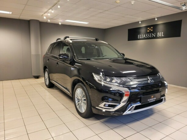 mitsubishi-outlander-plug-in-petrol-2019-big-9