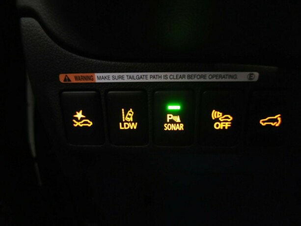 mitsubishi-outlander-plug-in-petrol-2019-big-24