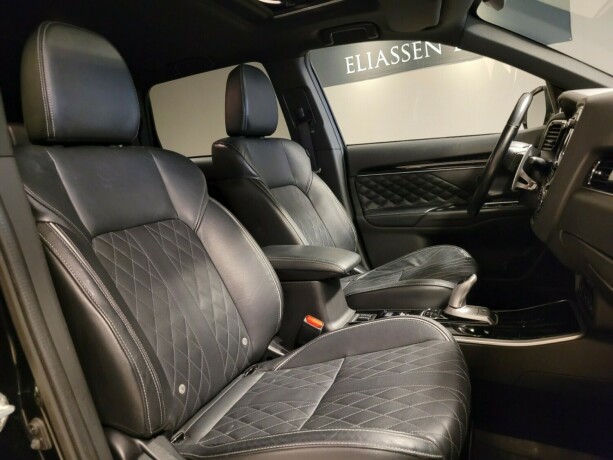 mitsubishi-outlander-plug-in-petrol-2019-big-11