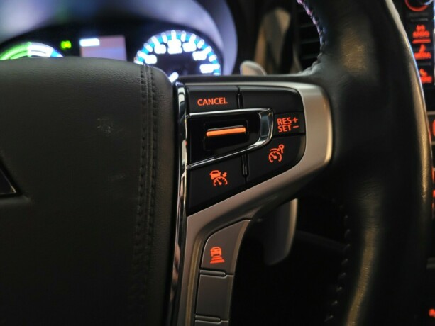 mitsubishi-outlander-plug-in-petrol-2019-big-23