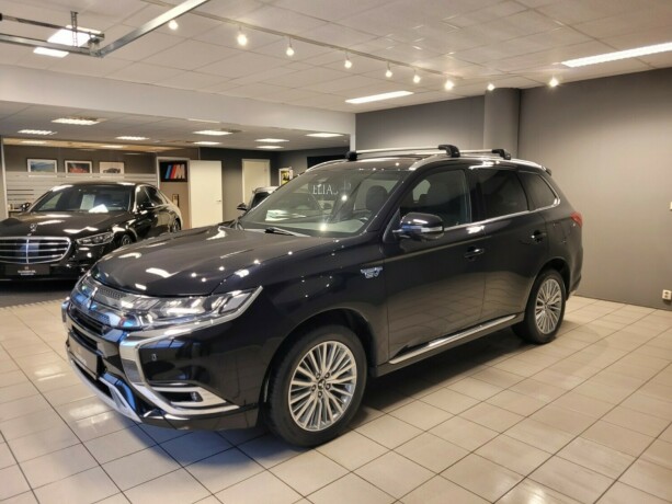 mitsubishi-outlander-plug-in-petrol-2019-big-7