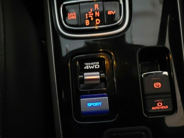 mitsubishi-outlander-plug-in-petrol-2019-big-27