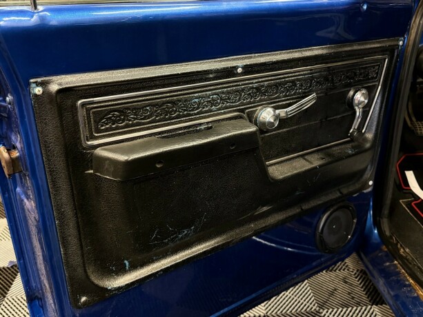 chevrolet-c-10-bensin-1972-big-23