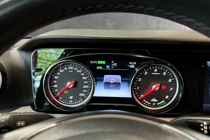 mercedes-benz-e-klasse-elektrisitetbensin-2018-big-22