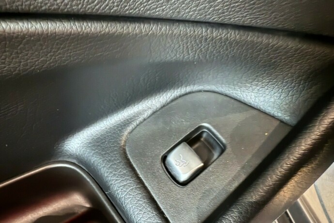 mercedes-benz-e-klasse-elektrisitetbensin-2018-big-23