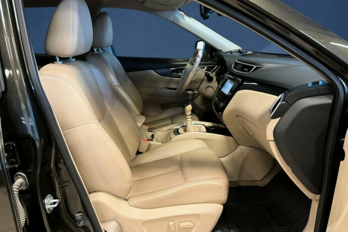 nissan-x-trail-diesel-2015-big-13