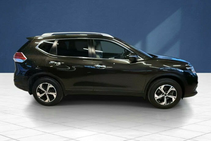 nissan-x-trail-diesel-2015-big-2