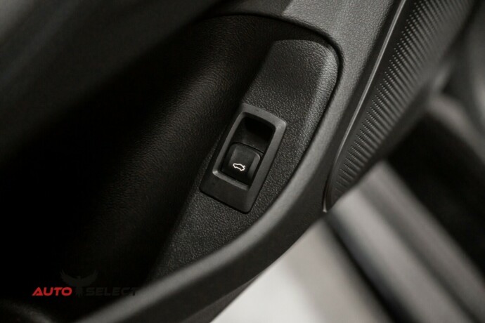 bmw-i4-elektrisitet-2022-big-30