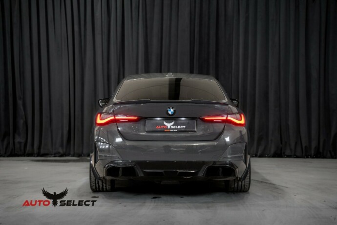 bmw-i4-elektrisitet-2022-big-10