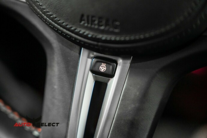 bmw-i4-elektrisitet-2022-big-35