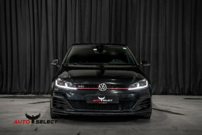 volkswagen-golf-bensin-2017-big-4
