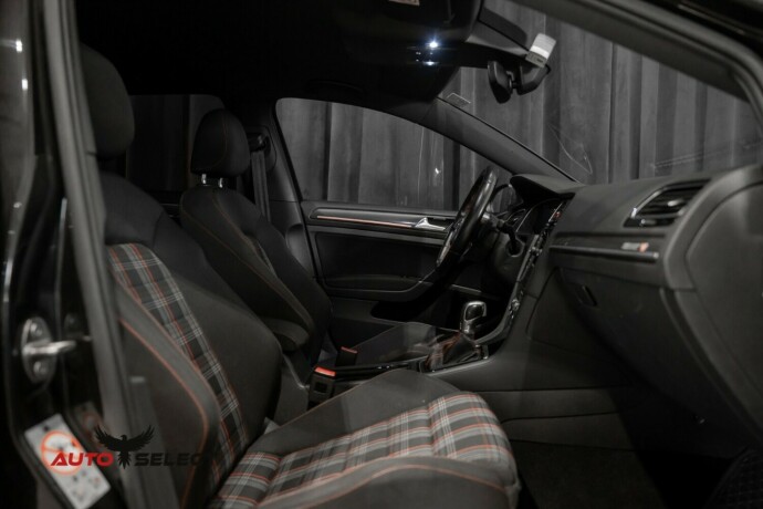 volkswagen-golf-bensin-2017-big-17