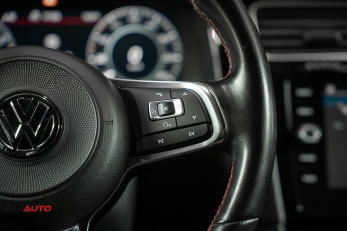 volkswagen-golf-bensin-2017-big-28