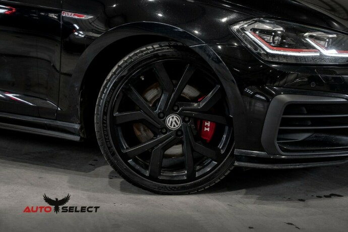 volkswagen-golf-bensin-2017-big-1