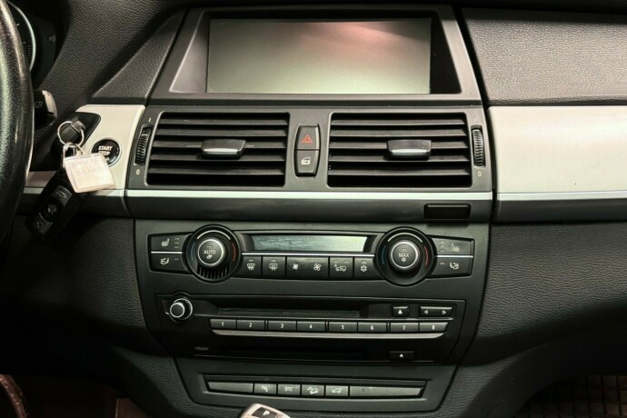 bmw-x5-diesel-2007-big-18