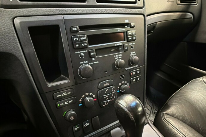 volvo-v70-diesel-2004-big-19