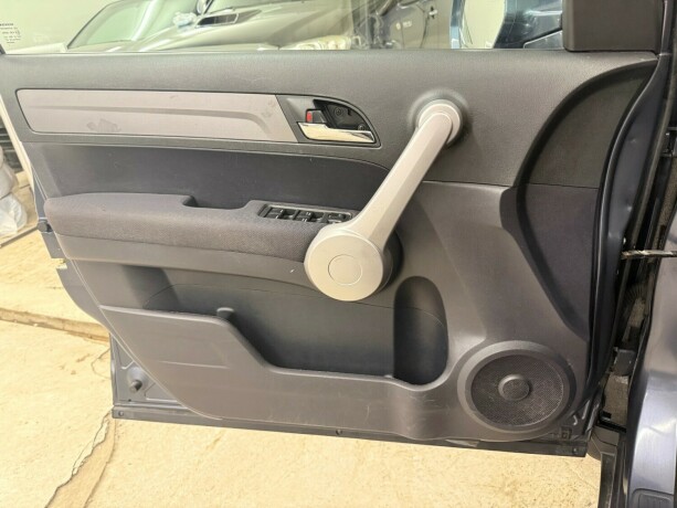 honda-cr-v-diesel-2007-big-16