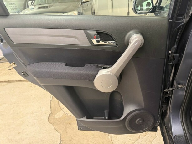 honda-cr-v-diesel-2007-big-13