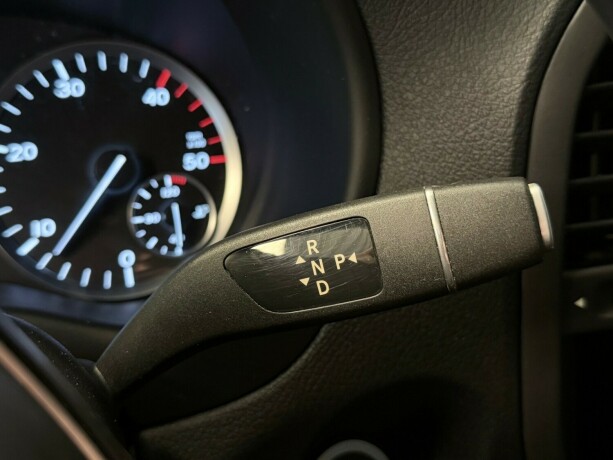 mercedes-benz-vito-diesel-2019-big-18