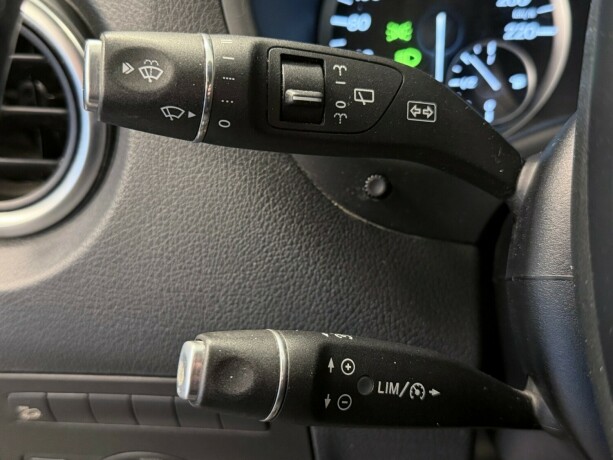 mercedes-benz-vito-diesel-2019-big-17