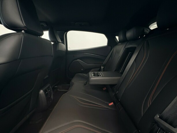 ford-mustang-mach-e-elektrisitet-2021-big-28