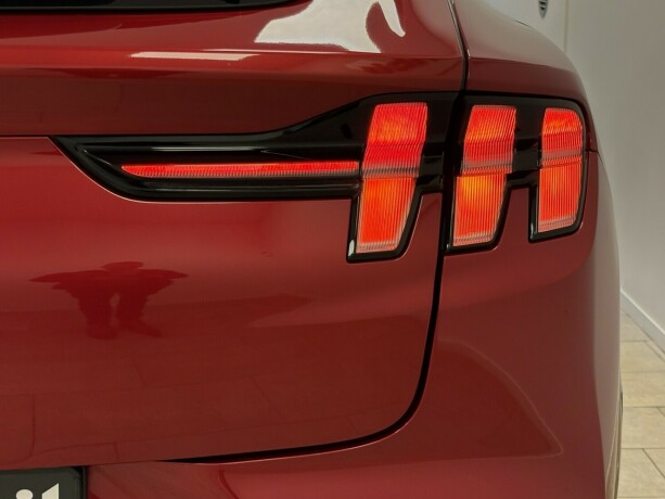ford-mustang-mach-e-elektrisitet-2021-big-8