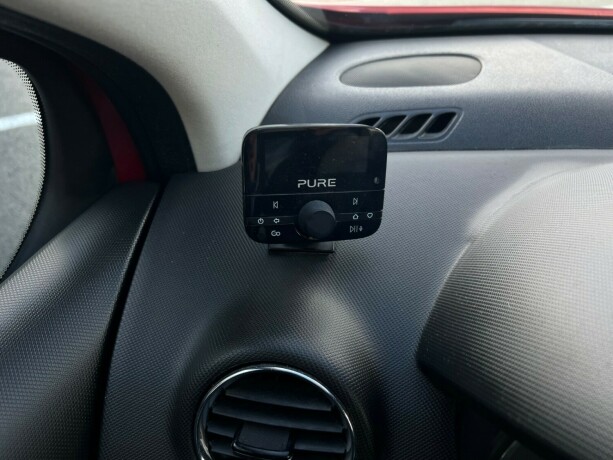 peugeot-308-diesel-2010-big-18