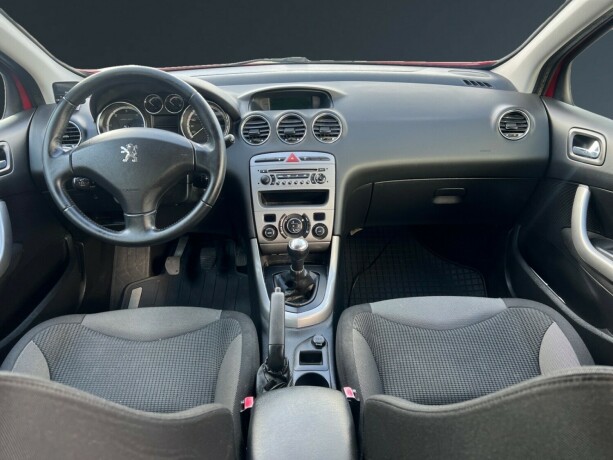 peugeot-308-diesel-2010-big-13