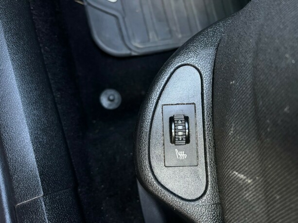 peugeot-308-diesel-2010-big-19