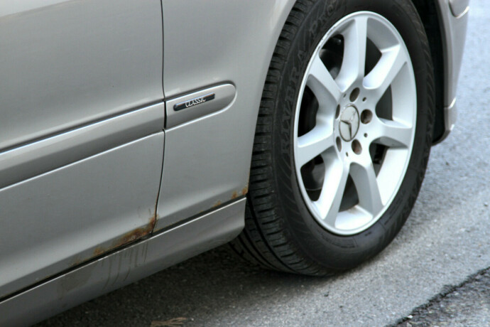 mercedes-benz-c-klasse-bensin-2006-big-28