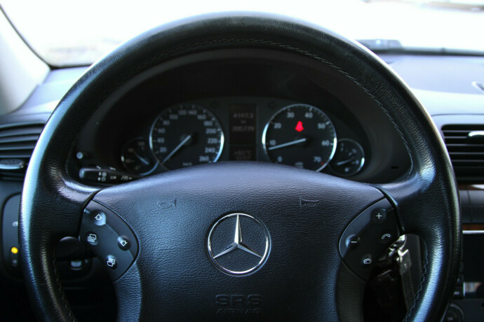 mercedes-benz-c-klasse-bensin-2006-big-17