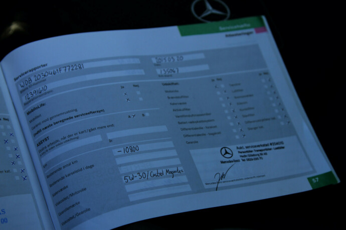 mercedes-benz-c-klasse-bensin-2006-big-32