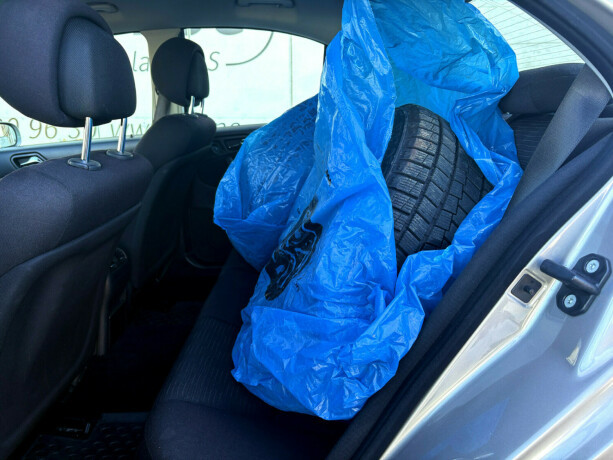 mercedes-benz-c-klasse-bensin-2006-big-7