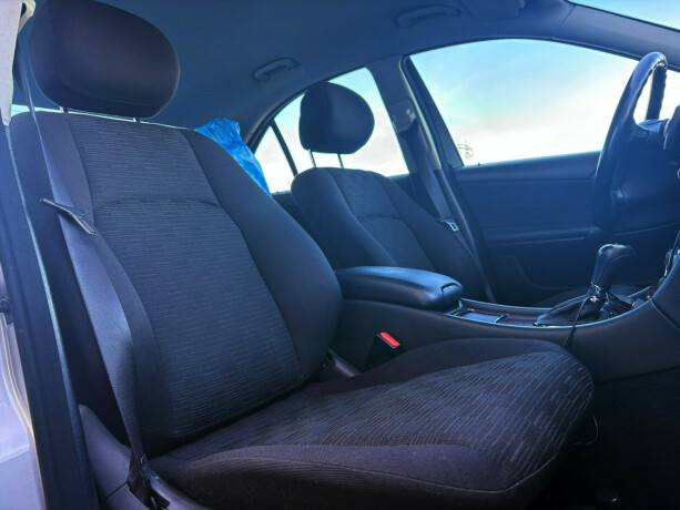 mercedes-benz-c-klasse-bensin-2006-big-8