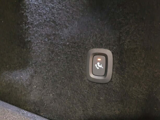 volvo-xc-60-plug-in-petrol-2020-big-26