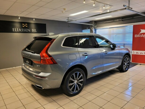 volvo-xc-60-plug-in-petrol-2020-big-4
