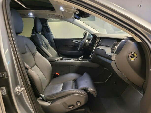 volvo-xc-60-plug-in-petrol-2020-big-13