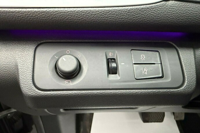 maxus-euniq-5-elektrisitet-2022-big-30