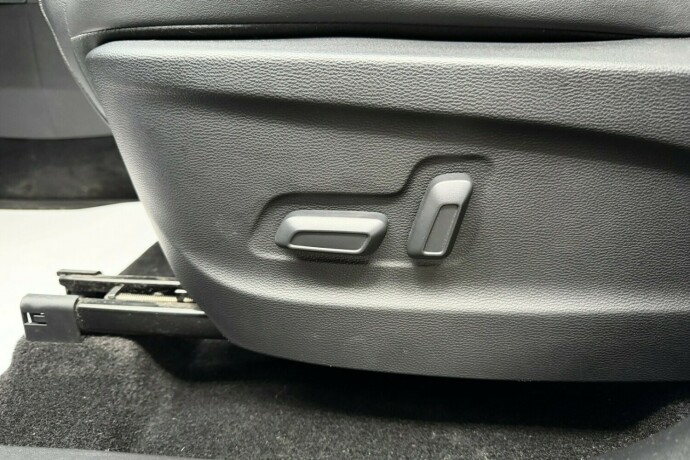 maxus-euniq-5-elektrisitet-2022-big-28