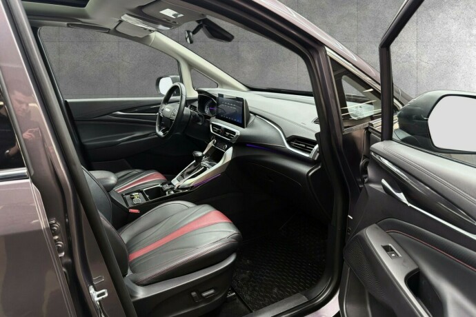 maxus-euniq-5-elektrisitet-2022-big-27