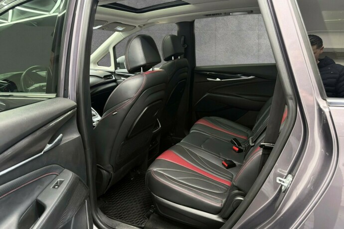 maxus-euniq-5-elektrisitet-2022-big-22