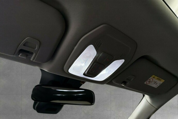 maxus-euniq-5-elektrisitet-2022-big-20