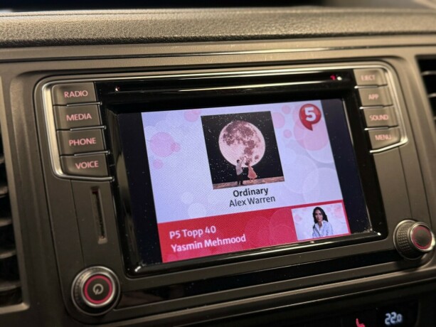 volkswagen-caravelle-diesel-2018-big-26