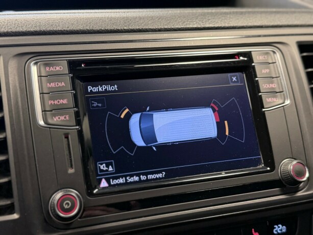 volkswagen-caravelle-diesel-2018-big-28