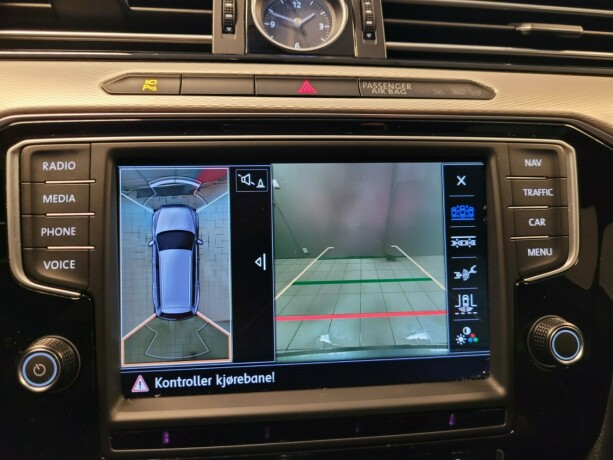 volkswagen-passat-plug-in-petrol-2017-big-35