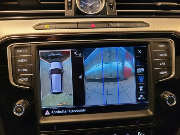 volkswagen-passat-plug-in-petrol-2017-big-36