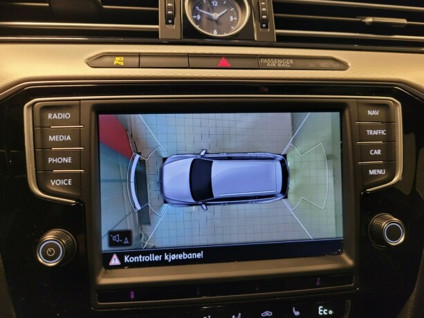 volkswagen-passat-plug-in-petrol-2017-big-34