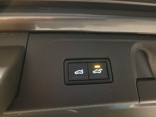 volkswagen-passat-plug-in-petrol-2017-big-23