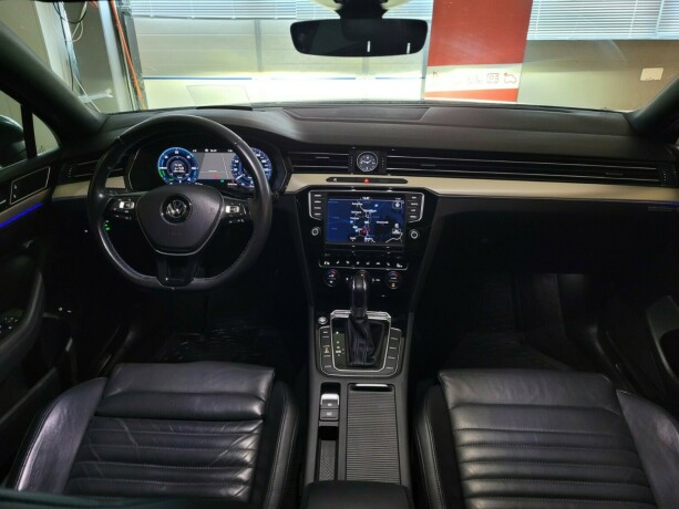 volkswagen-passat-plug-in-petrol-2017-big-51